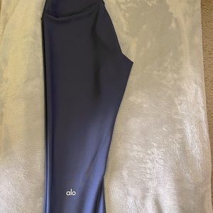 NWOT: Alo Airlift Legging Small